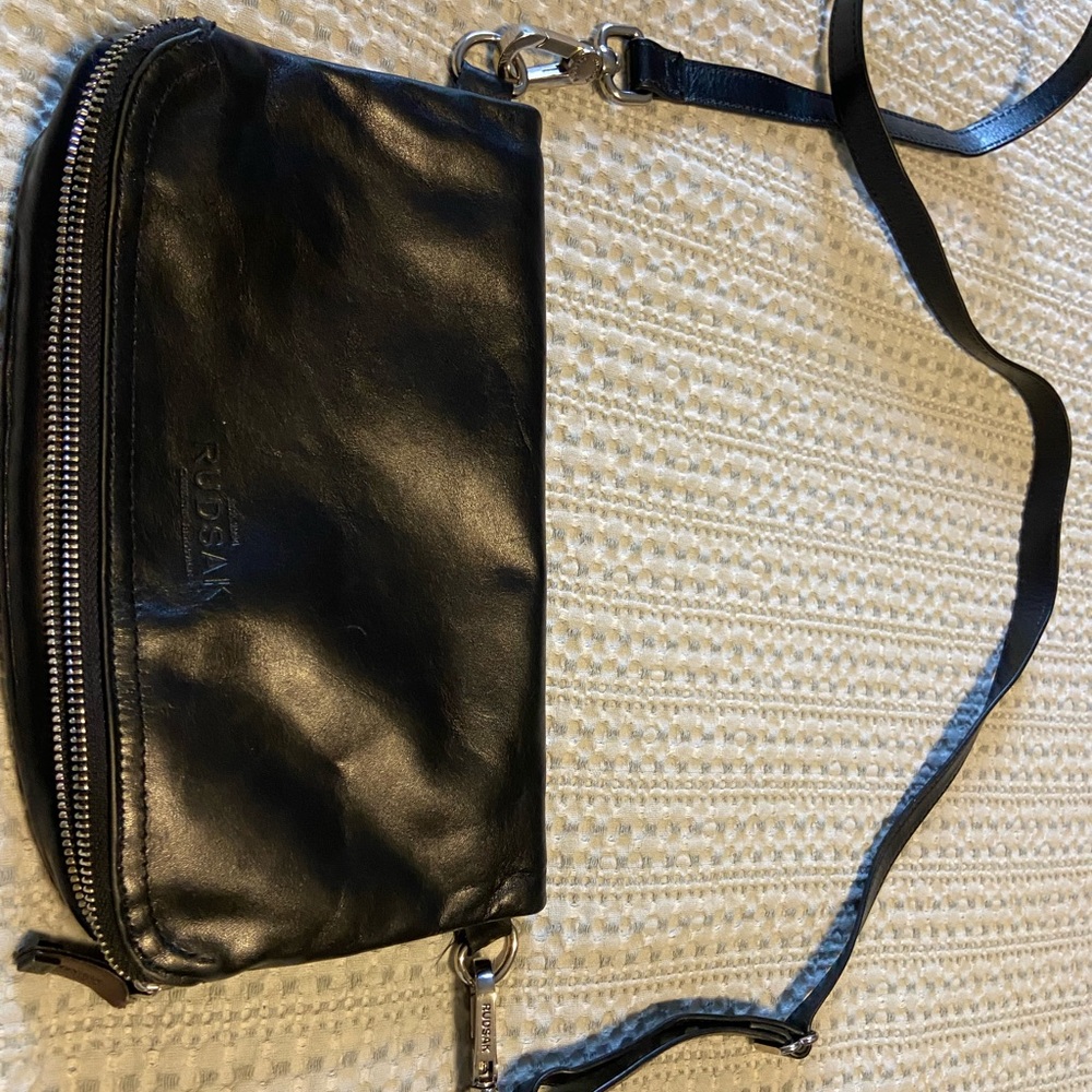 Crossbody bag